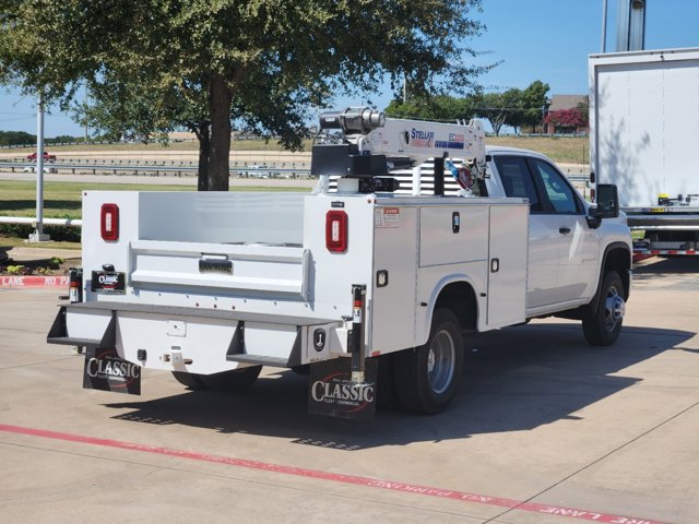 2024 Chevrolet Silverado 3500HD CC Work Truck 14