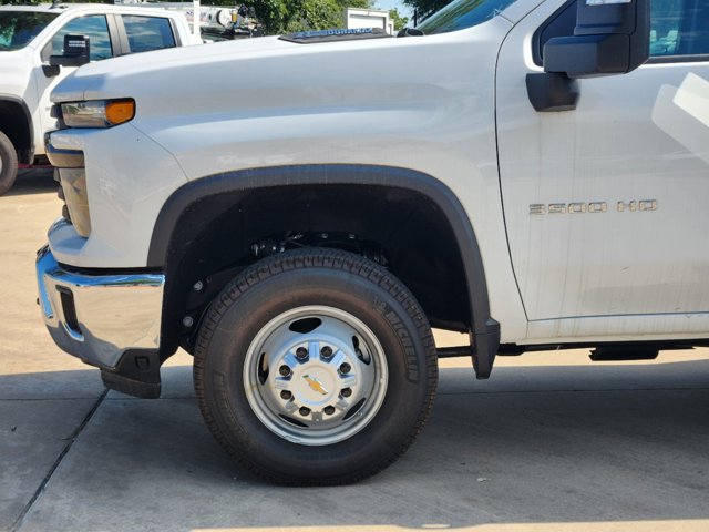 2024 Chevrolet Silverado 3500HD CC Work Truck 8