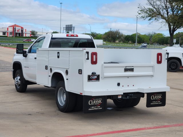 2024 Chevrolet Silverado 3500HD CC Work Truck 2