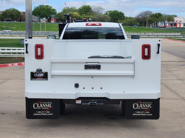 2024 Chevrolet Silverado 3500HD CC Work Truck 12