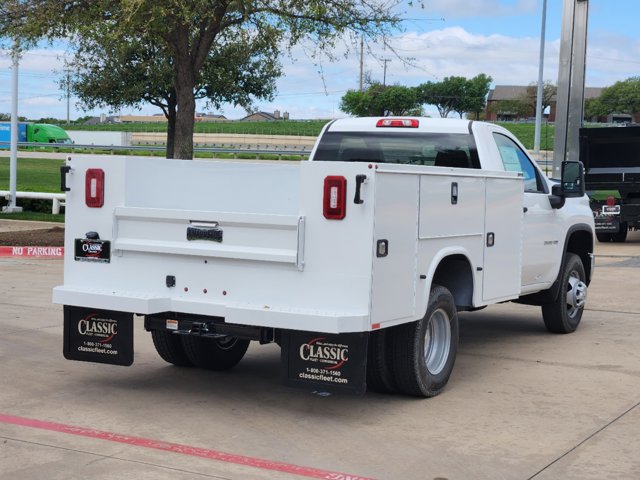 2024 Chevrolet Silverado 3500HD CC Work Truck 13