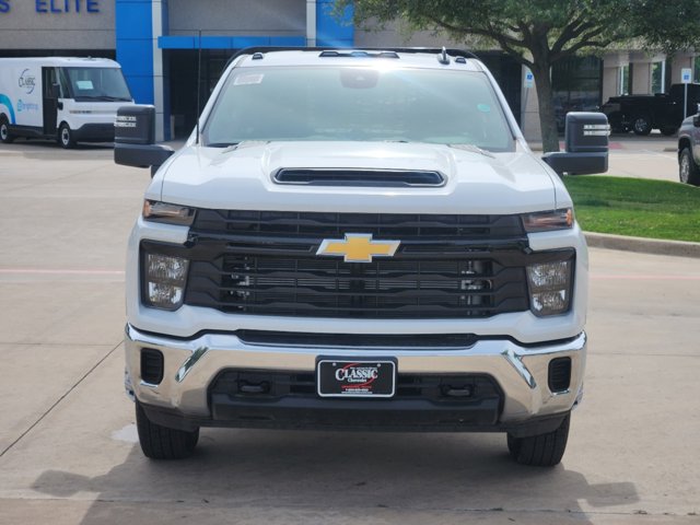 2024 Chevrolet Silverado 3500HD CC Work Truck 9