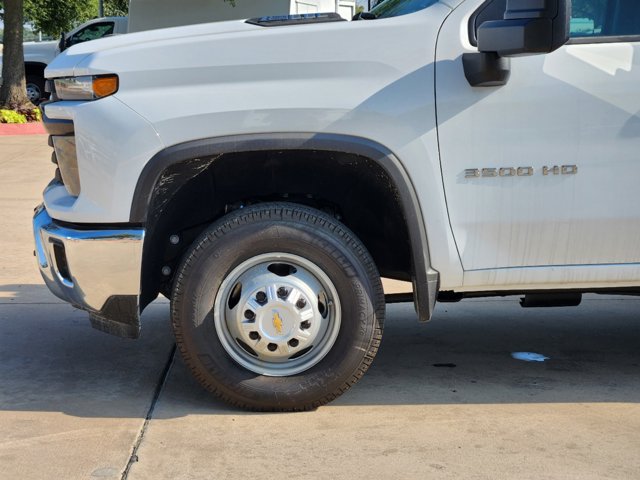 2024 Chevrolet Silverado 3500HD CC Work Truck 9