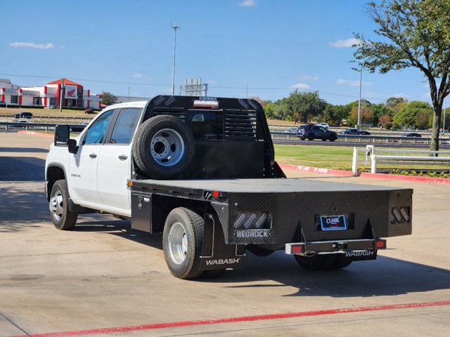 2024 Chevrolet Silverado 3500HD CC Work Truck 2