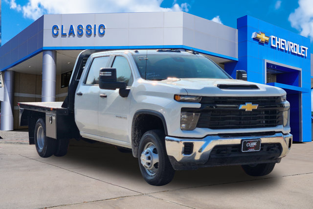 2024 Chevrolet Silverado 3500HD CC Work Truck 31