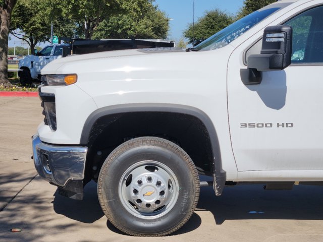 2024 Chevrolet Silverado 3500HD CC Work Truck 14