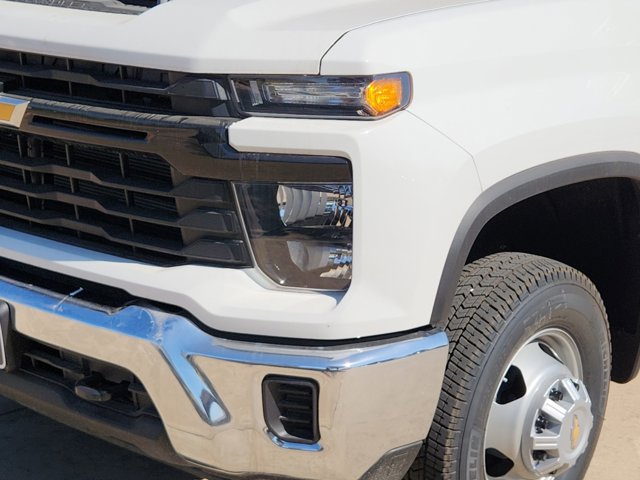 2024 Chevrolet Silverado 3500HD CC Work Truck 14