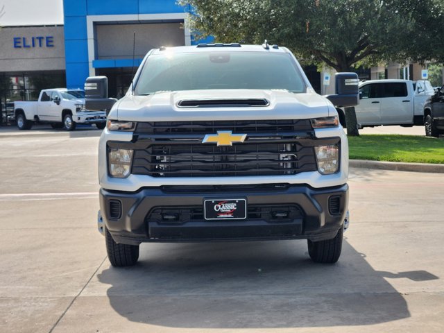 2024 Chevrolet Silverado 3500HD CC Work Truck 2