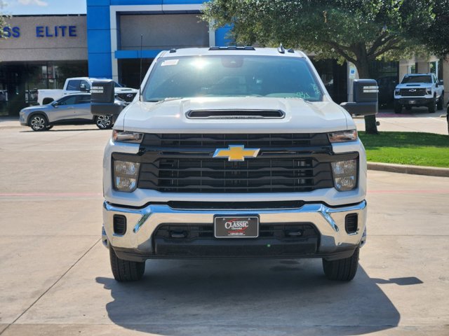 2024 Chevrolet Silverado 3500HD CC Work Truck 2