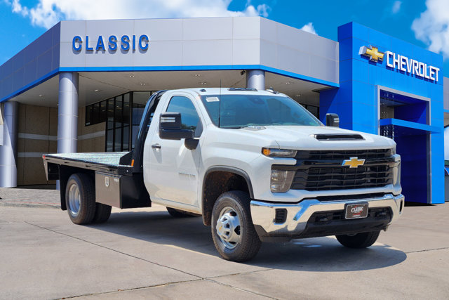 2024 Chevrolet Silverado 3500HD CC Work Truck 32