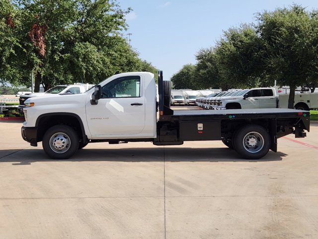 2024 Chevrolet Silverado 3500HD CC Work Truck 4