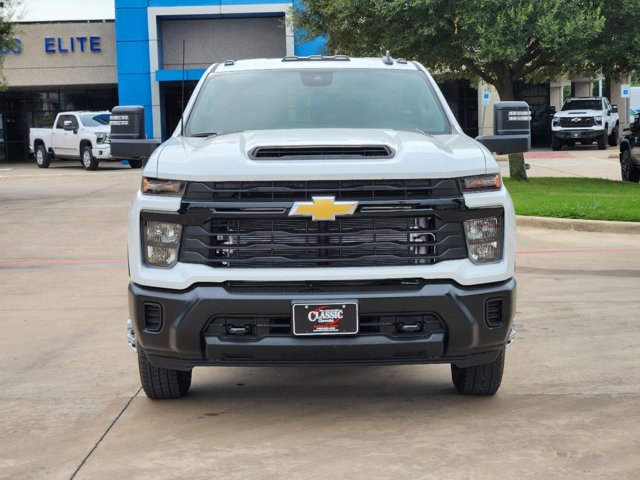 2024 Chevrolet Silverado 3500HD CC Work Truck 2