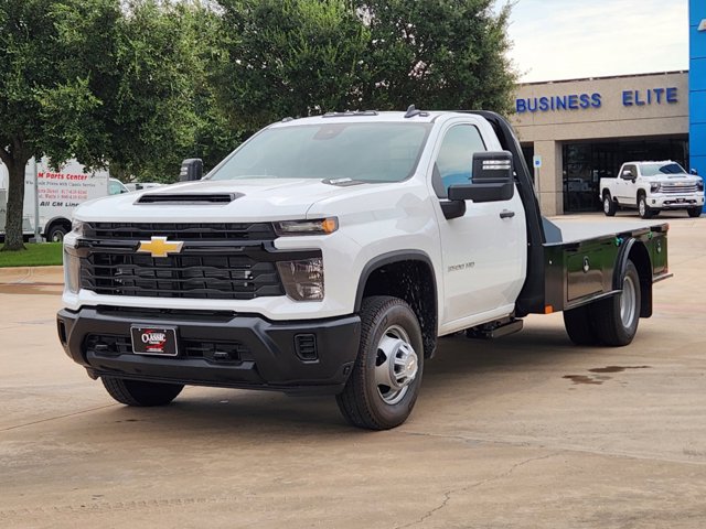 2024 Chevrolet Silverado 3500HD CC Work Truck 3