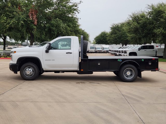 2024 Chevrolet Silverado 3500HD CC Work Truck 4