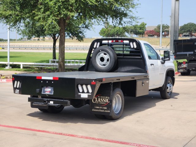 2024 Chevrolet Silverado 3500HD CC Work Truck 13