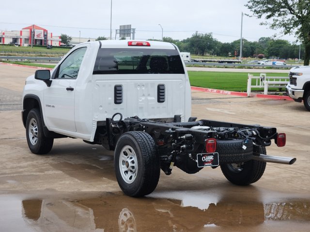 2024 Chevrolet Silverado 3500HD Work Truck 2