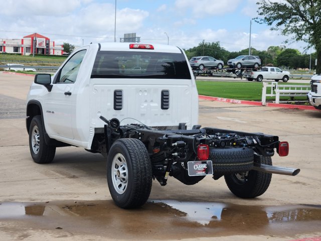 2024 Chevrolet Silverado 3500HD Work Truck 2