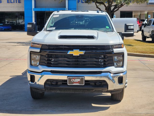 2024 Chevrolet Silverado 3500HD CC Work Truck 9