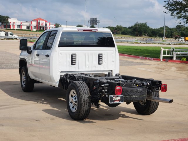 2024 Chevrolet Silverado 3500HD Work Truck 2