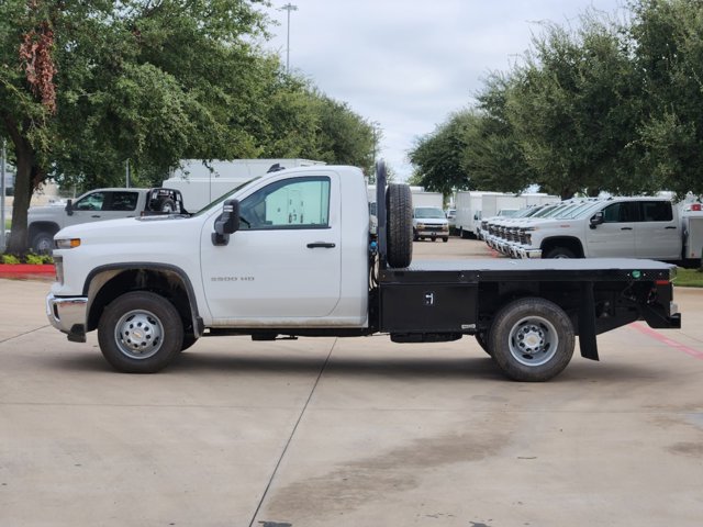 2024 Chevrolet Silverado 3500HD CC Work Truck 12