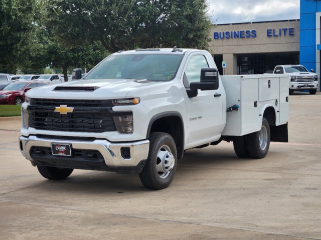 2024 Chevrolet Silverado 3500HD CC Work Truck 3