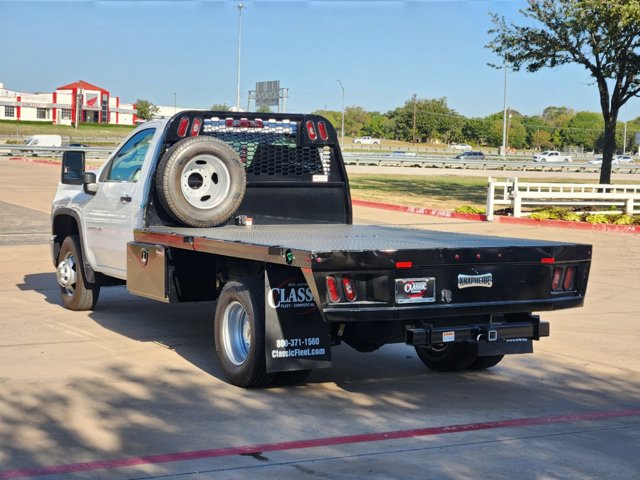 2024 Chevrolet Silverado 3500HD CC Work Truck 3