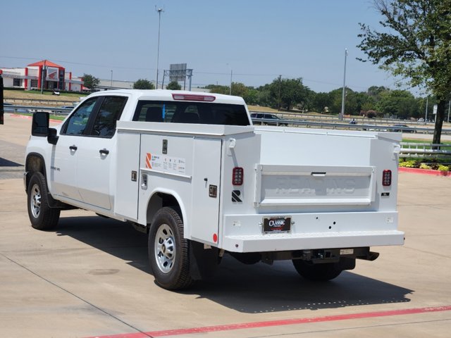 2024 Chevrolet Silverado 3500HD Work Truck 2