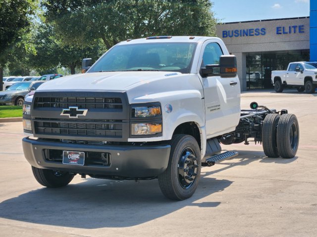 2024 Chevrolet Silverado MD Work Truck 3