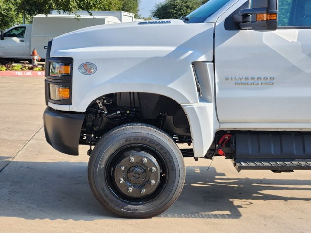 2024 Chevrolet Silverado MD Work Truck 12