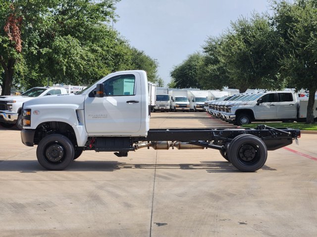 2024 Chevrolet Silverado MD Work Truck 9