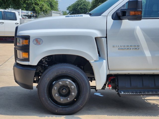 2024 Chevrolet Silverado MD Work Truck 12