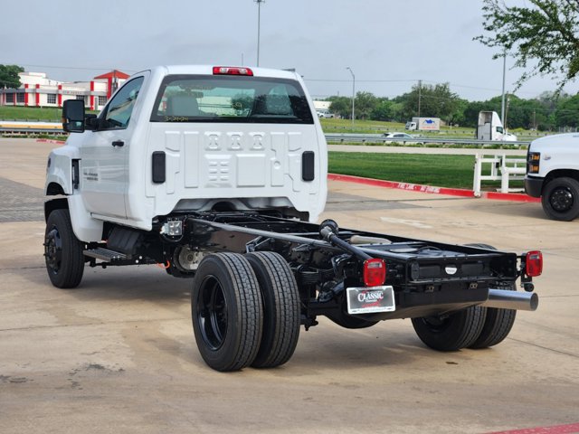 2024 Chevrolet Silverado MD Work Truck 2