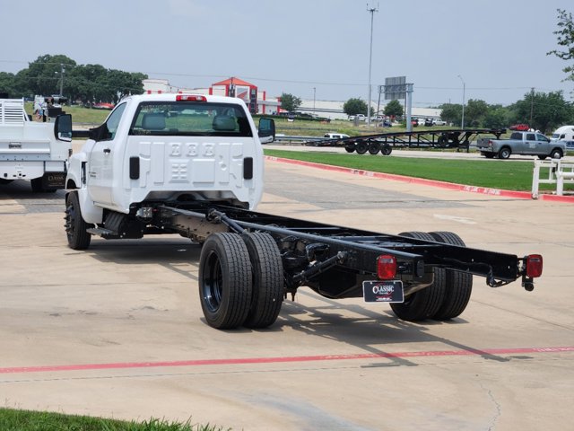 2024 Chevrolet Silverado MD Work Truck 2