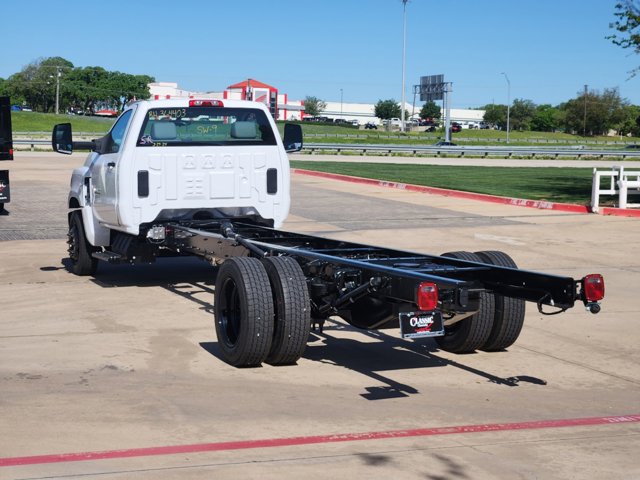 2024 Chevrolet Silverado MD Work Truck 2