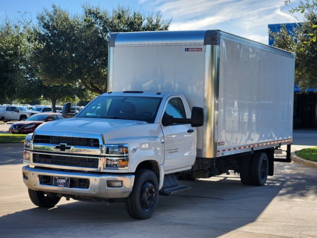 2024 Chevrolet Silverado MD Work Truck 9