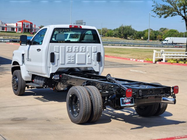 2024 Chevrolet Silverado MD Work Truck 2