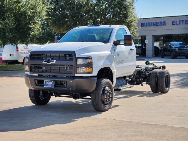 2024 Chevrolet Silverado MD Work Truck 3