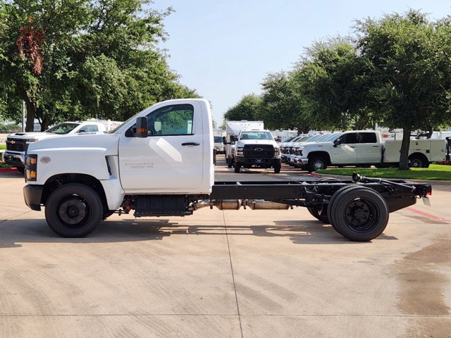 2024 Chevrolet Silverado MD Work Truck 4