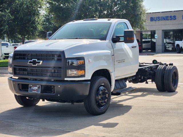 2024 Chevrolet Silverado MD Work Truck 3