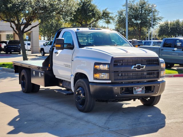 2024 Chevrolet Silverado MD Work Truck 2