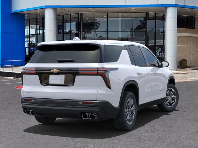 2024 Chevrolet Traverse FWD LS 4