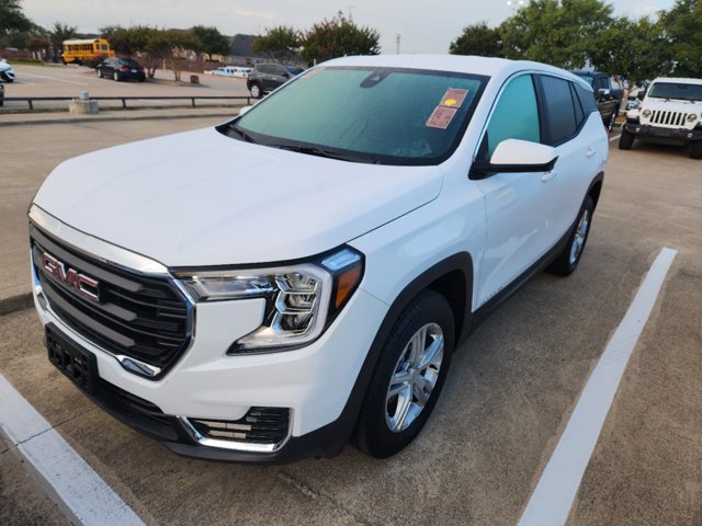 2024 GMC Terrain SLE 3