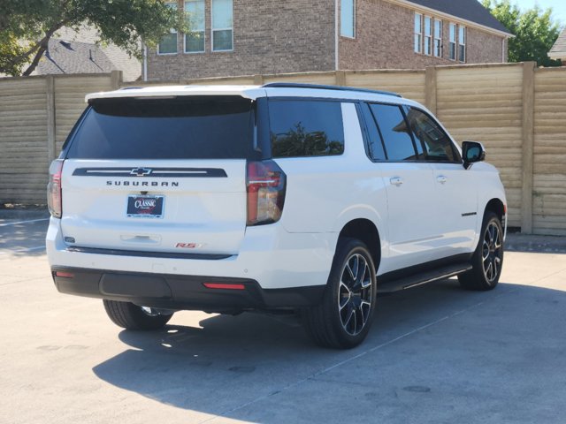 2024 Chevrolet Suburban RST 13