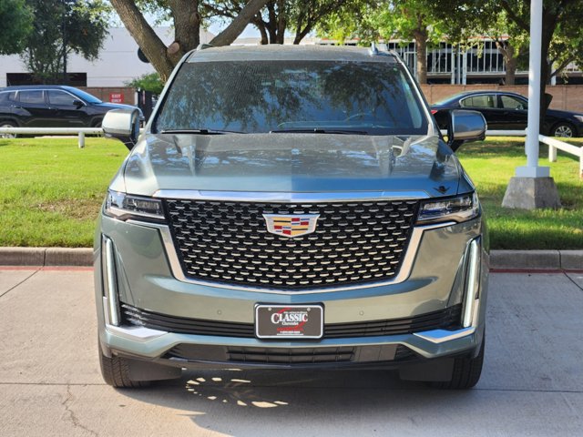 2024 Cadillac Escalade ESV 4WD Luxury 9