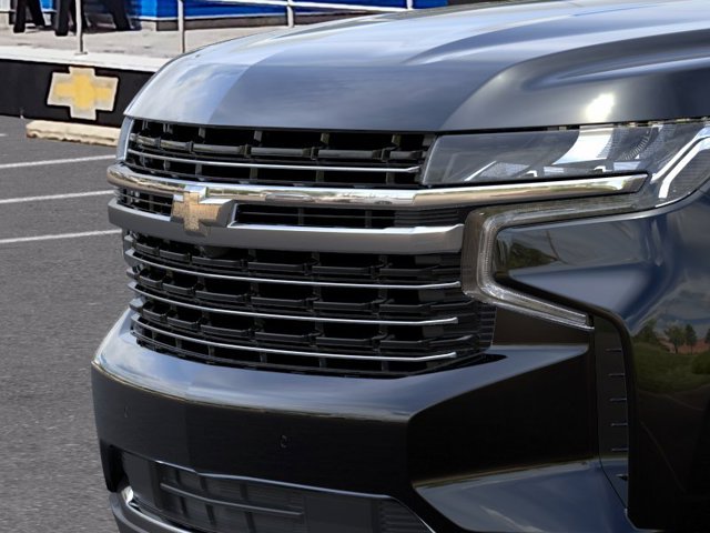 2024 Chevrolet Suburban LT 13