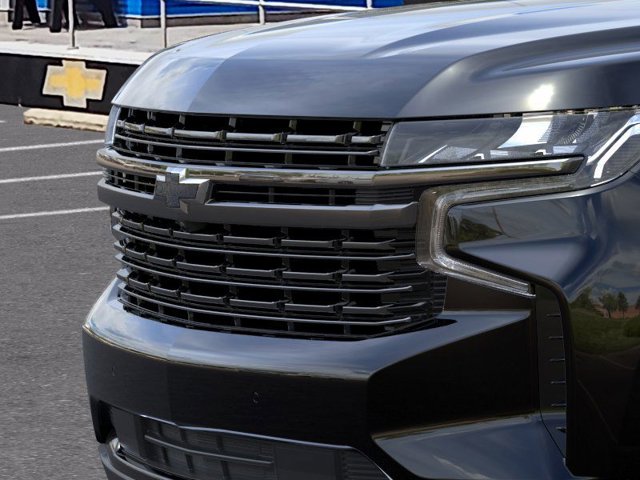 2024 Chevrolet Suburban RST 13