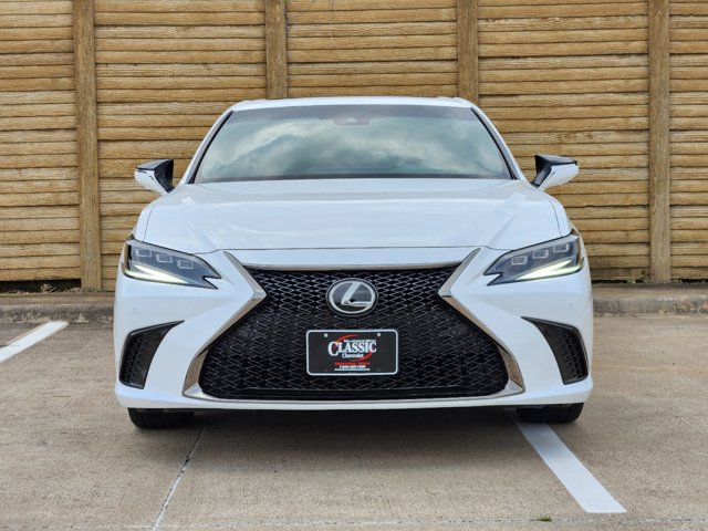 2024 Lexus ES ES 300h F SPORT Handling 10