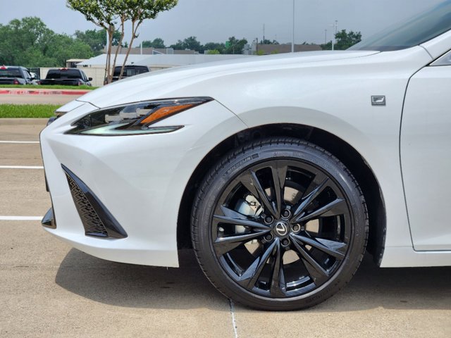 2024 Lexus ES ES 300h F SPORT Handling 15