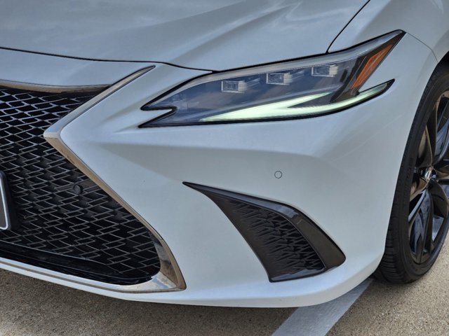 2024 Lexus ES ES 300h F SPORT Handling 16