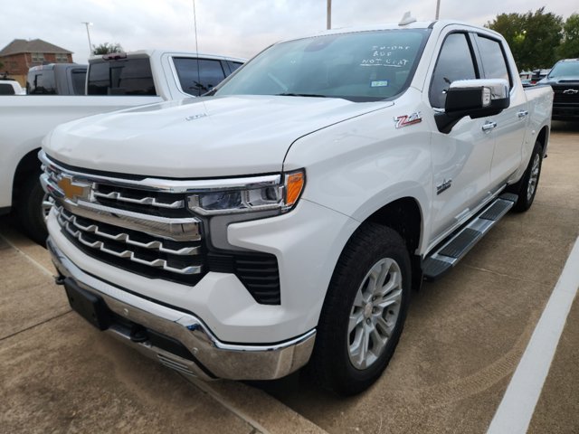 2024 Chevrolet Silverado 1500 LTZ 2